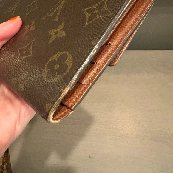 Louis Vuitton accessory set- key holder, wallet, card holder - Picture 7 of 12